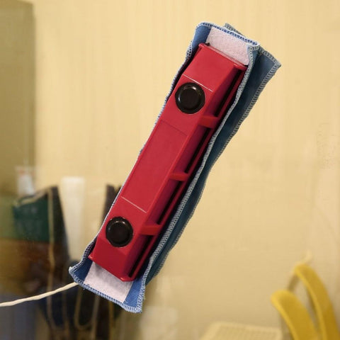 Magnetic Window Cleaner